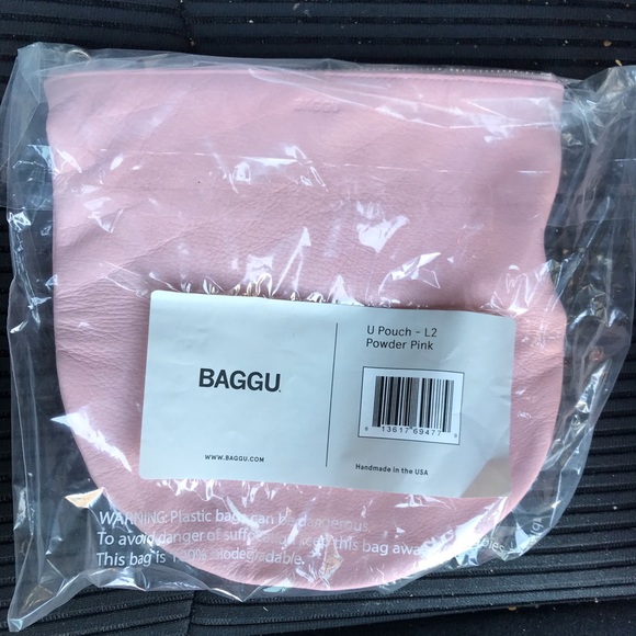 BAGGU Handbags - NWT baggu large u pouch powder pink